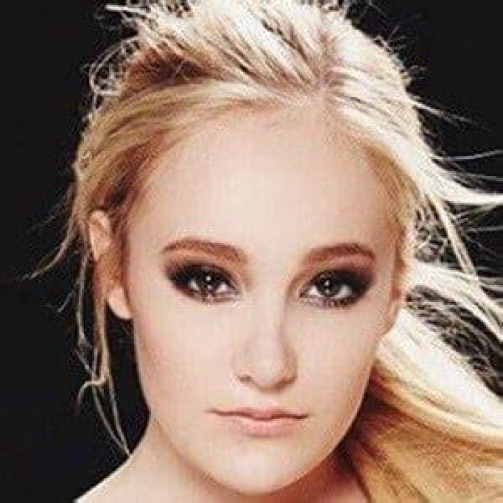 Athena Ripka 