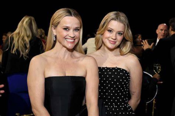 Ava Phillippe & Reese Witherspoon