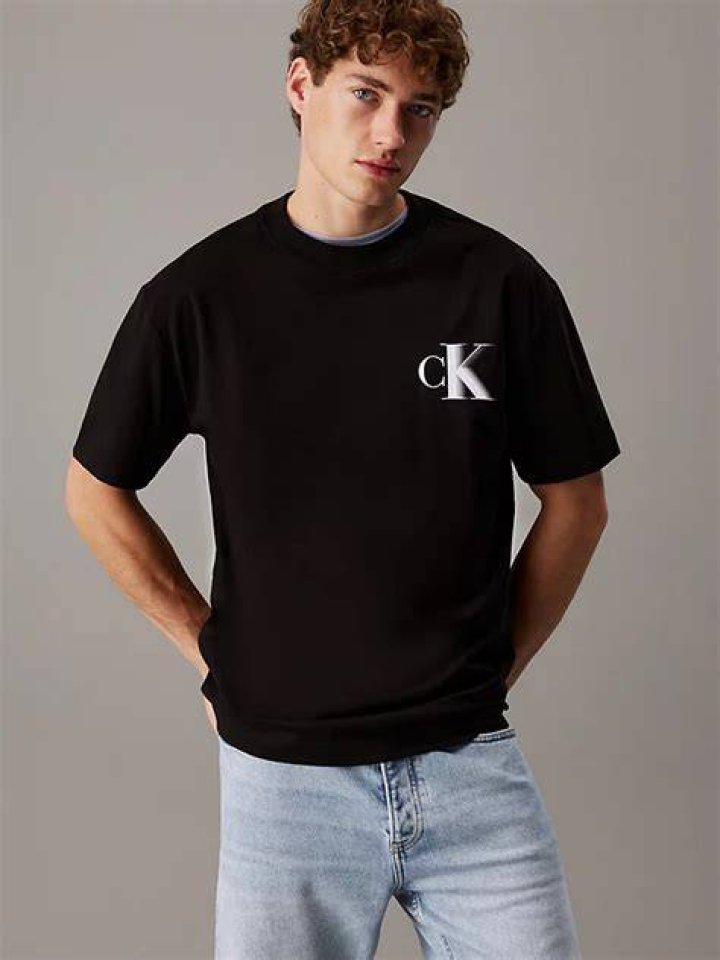 calvin klein t-shirt