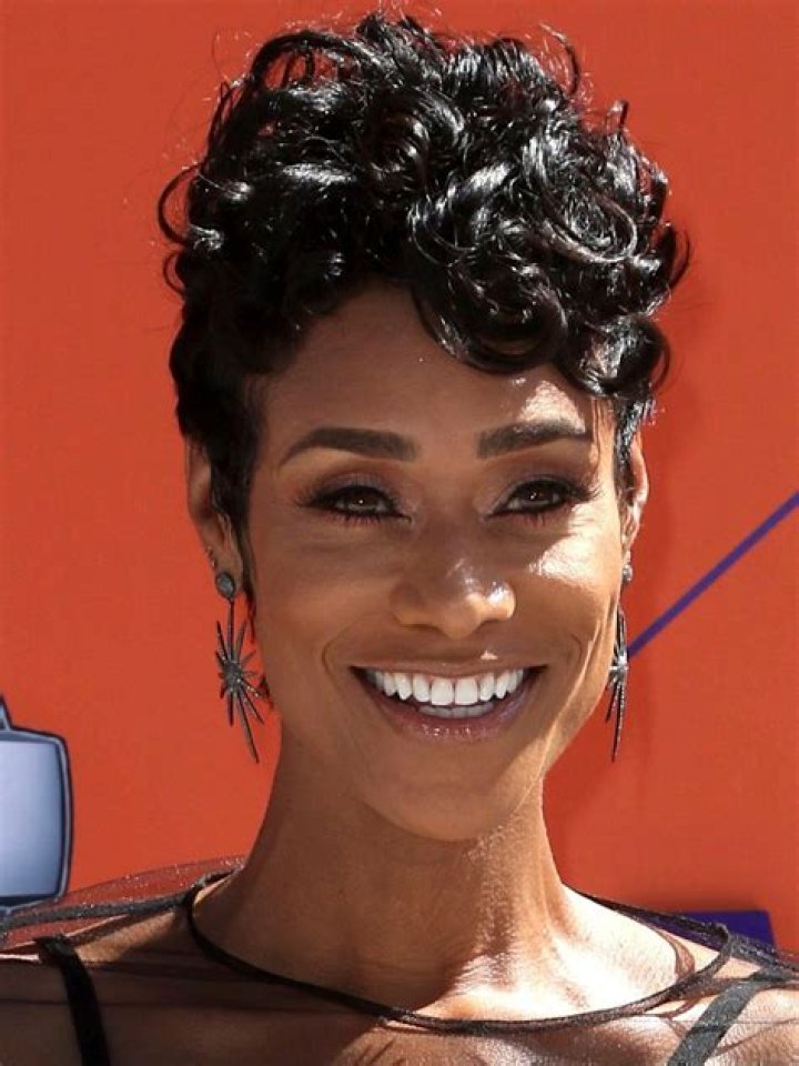 Tami Roman